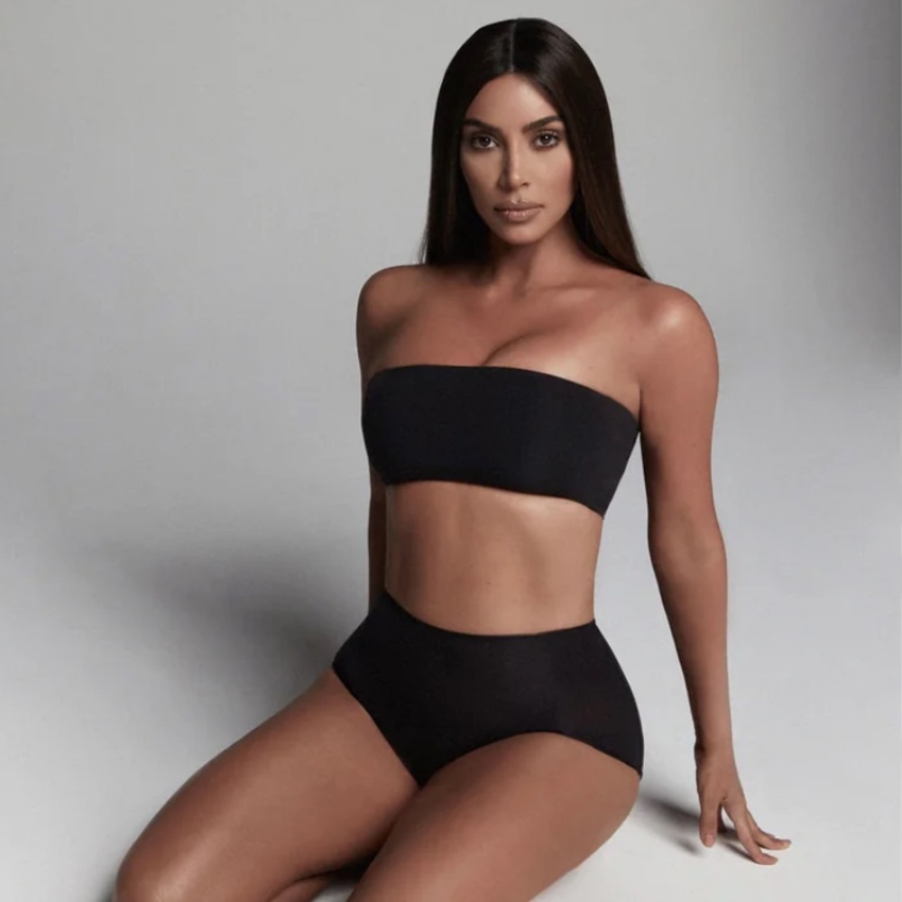 Skims Fits Everyone Onyx Black Strapless Bandeau Bra Top